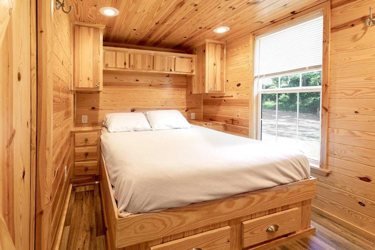 Halesford Harbour Resort - Smith Mountain Lake Moneta Екстер'єр фото