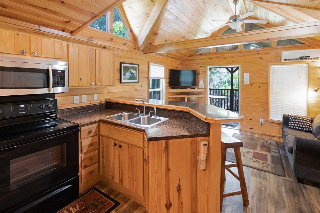Halesford Harbour Resort - Smith Mountain Lake Moneta Екстер'єр фото
