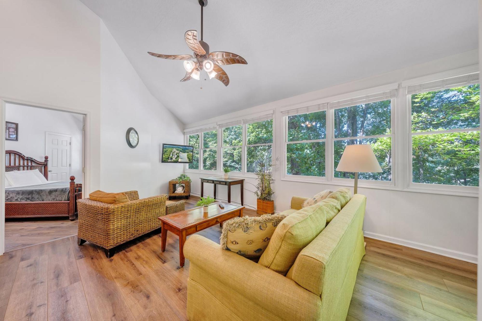 Halesford Harbour Resort - Smith Mountain Lake Moneta Екстер'єр фото