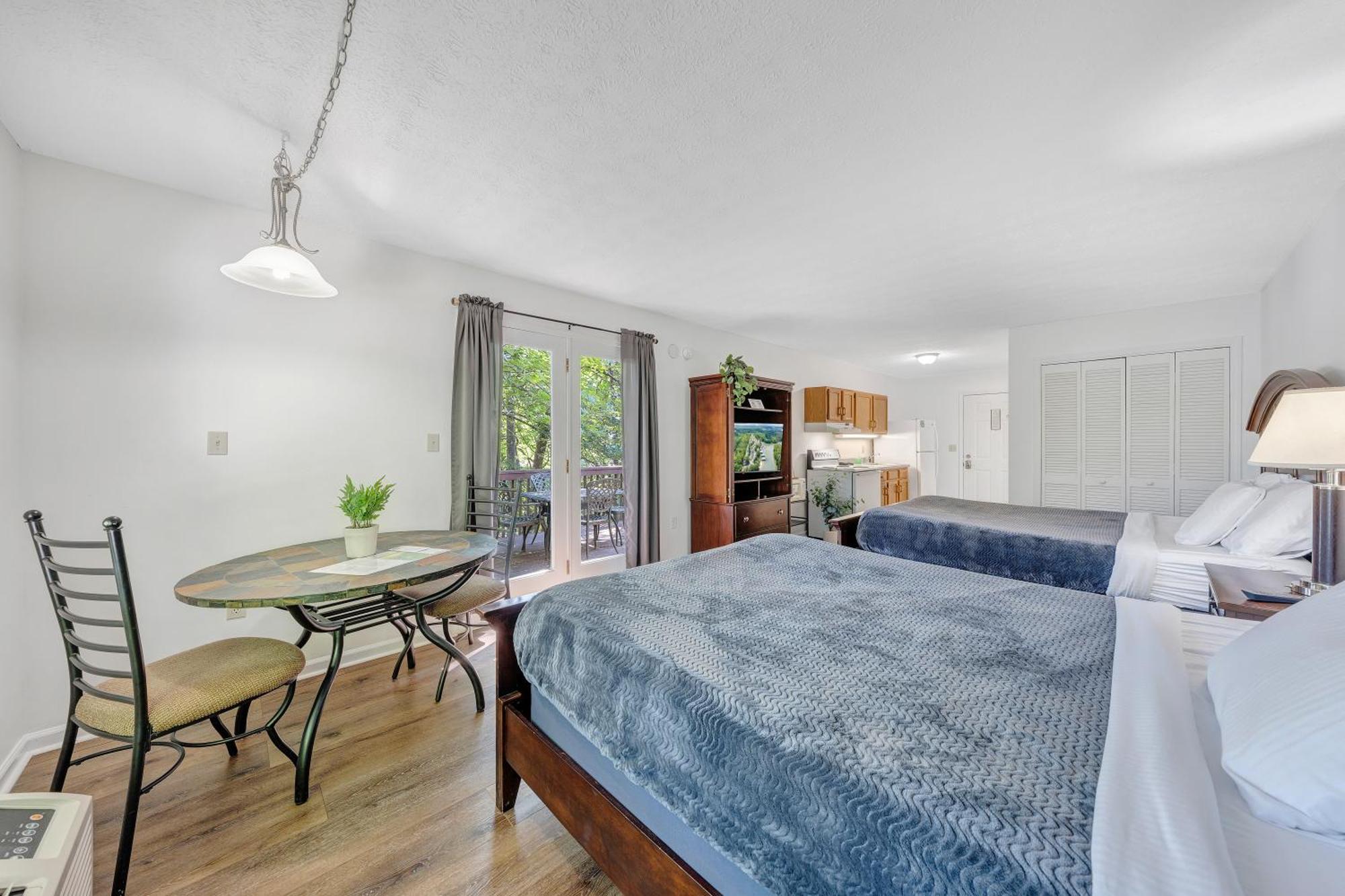 Halesford Harbour Resort - Smith Mountain Lake Moneta Екстер'єр фото