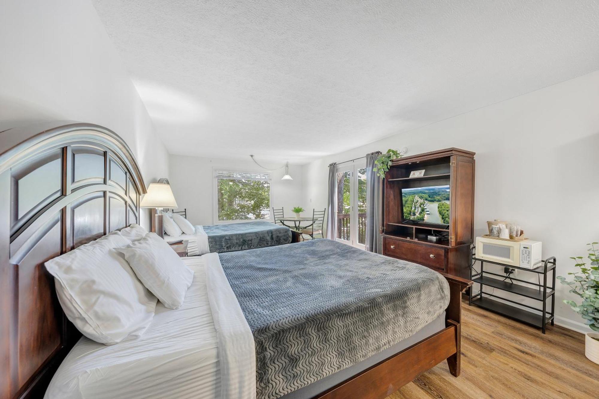 Halesford Harbour Resort - Smith Mountain Lake Moneta Екстер'єр фото