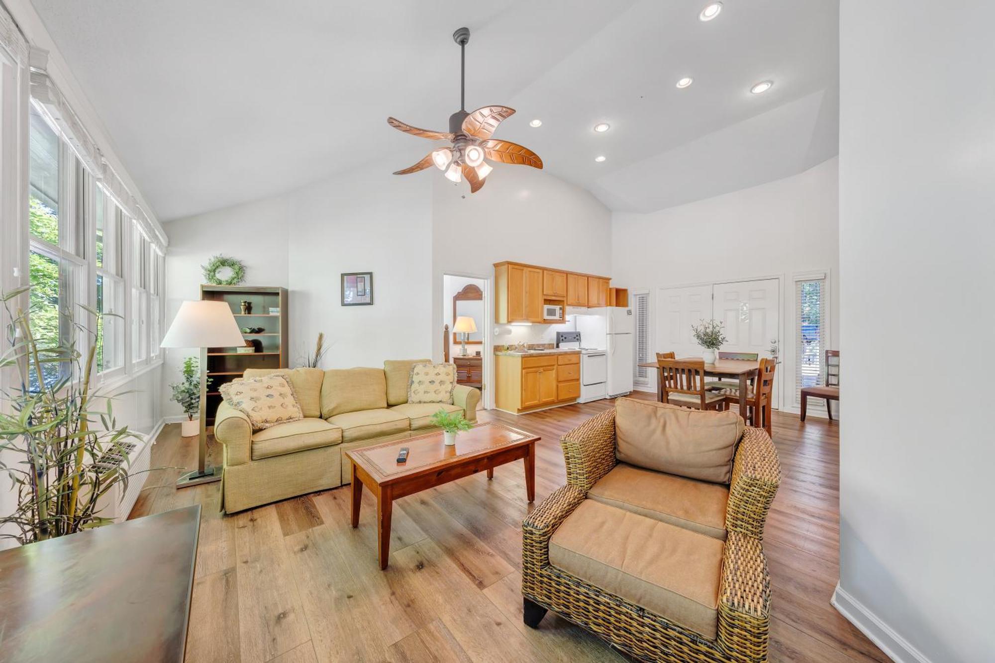 Halesford Harbour Resort - Smith Mountain Lake Moneta Екстер'єр фото