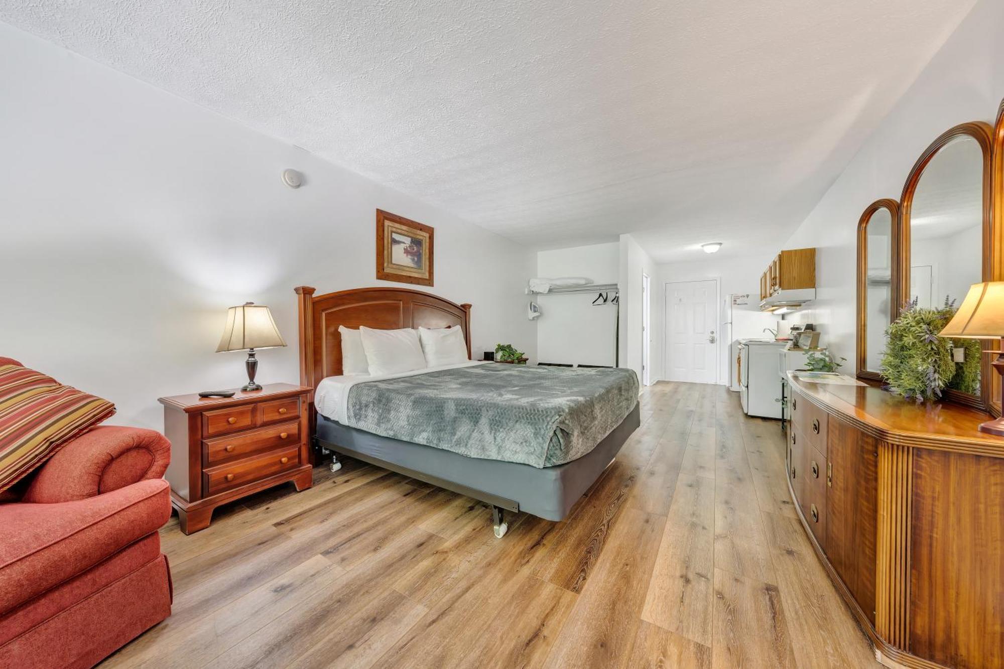 Halesford Harbour Resort - Smith Mountain Lake Moneta Екстер'єр фото